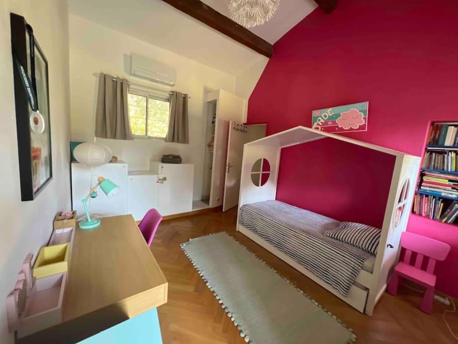 Saint-come, Du Grand Luxe A 1 Min De La Villa